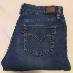 Levi’s lowrise women’s jeggings sz 29